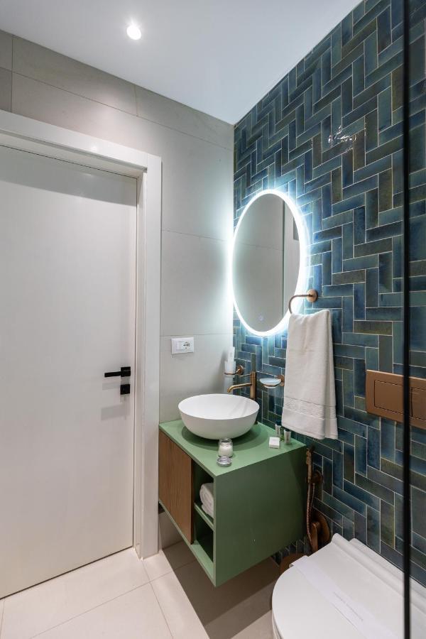 Vater Apartments Тирана Екстер'єр фото