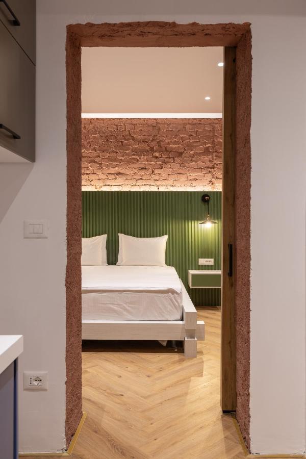 Vater Apartments Тирана Екстер'єр фото