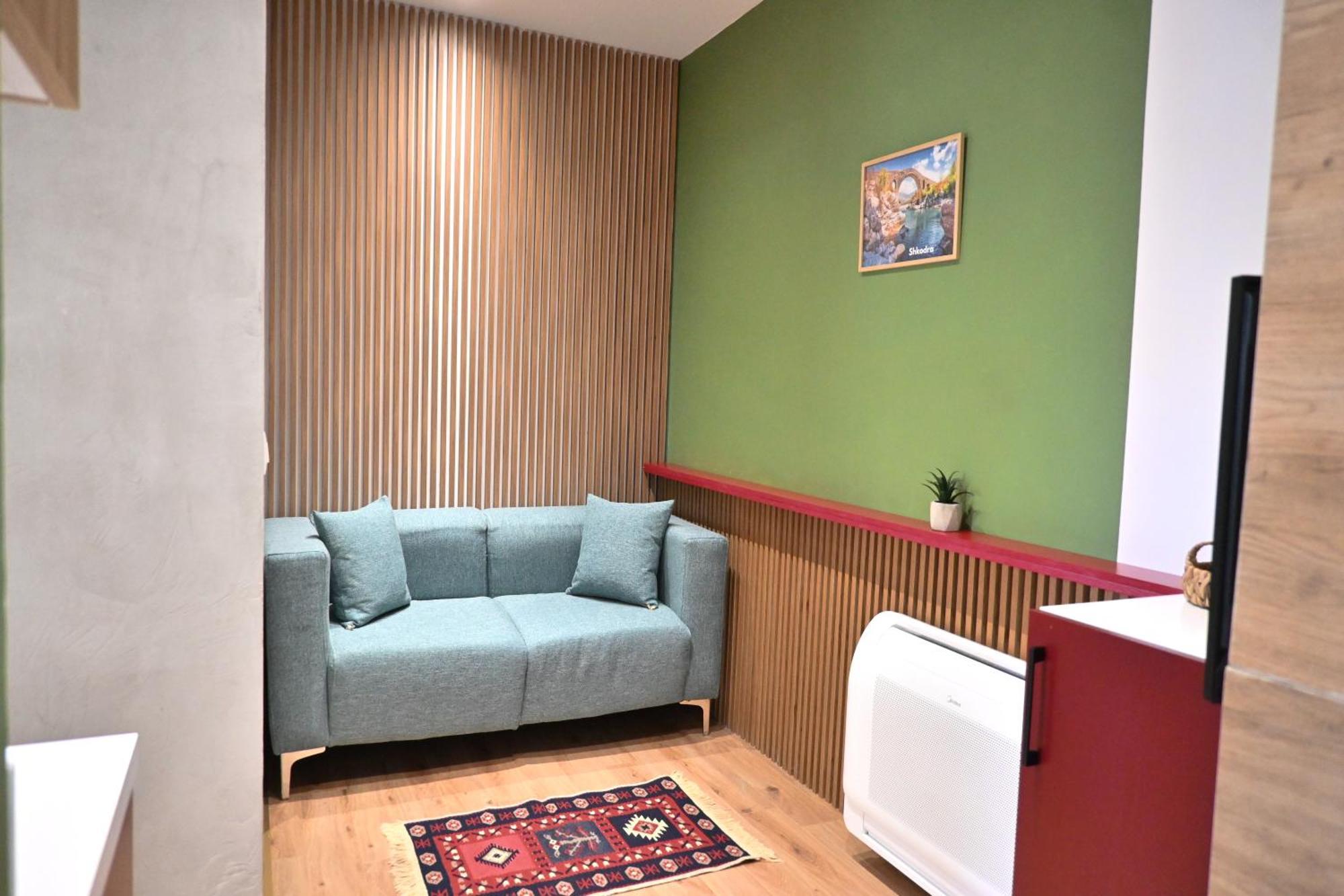 Vater Apartments Тирана Екстер'єр фото