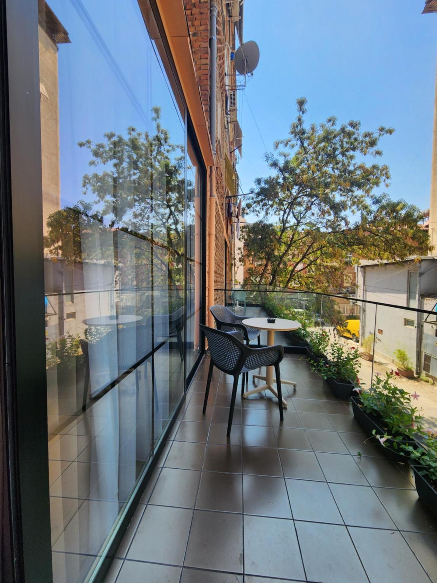 Vater Apartments Тирана Екстер'єр фото