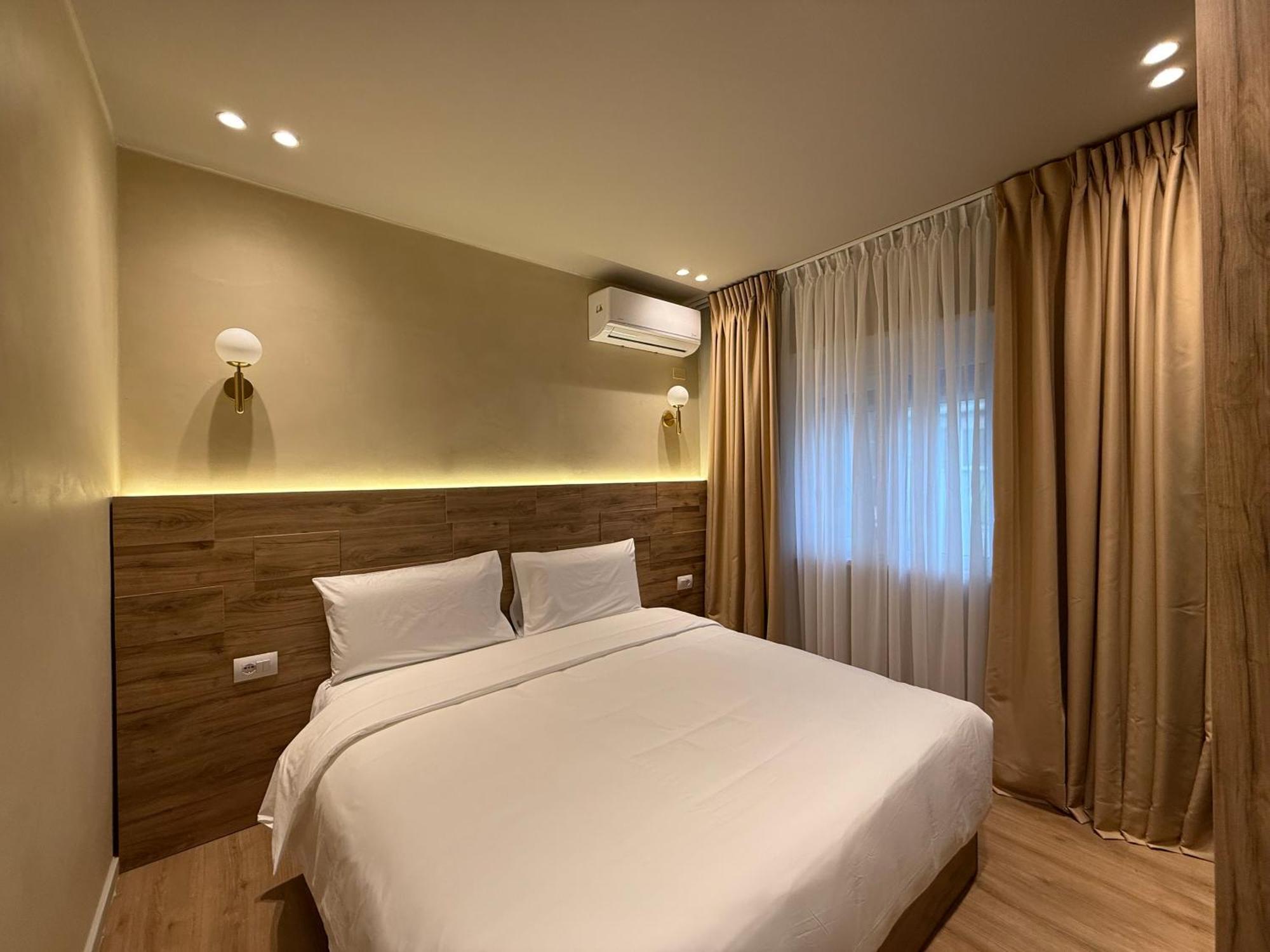 Vater Apartments Тирана Екстер'єр фото