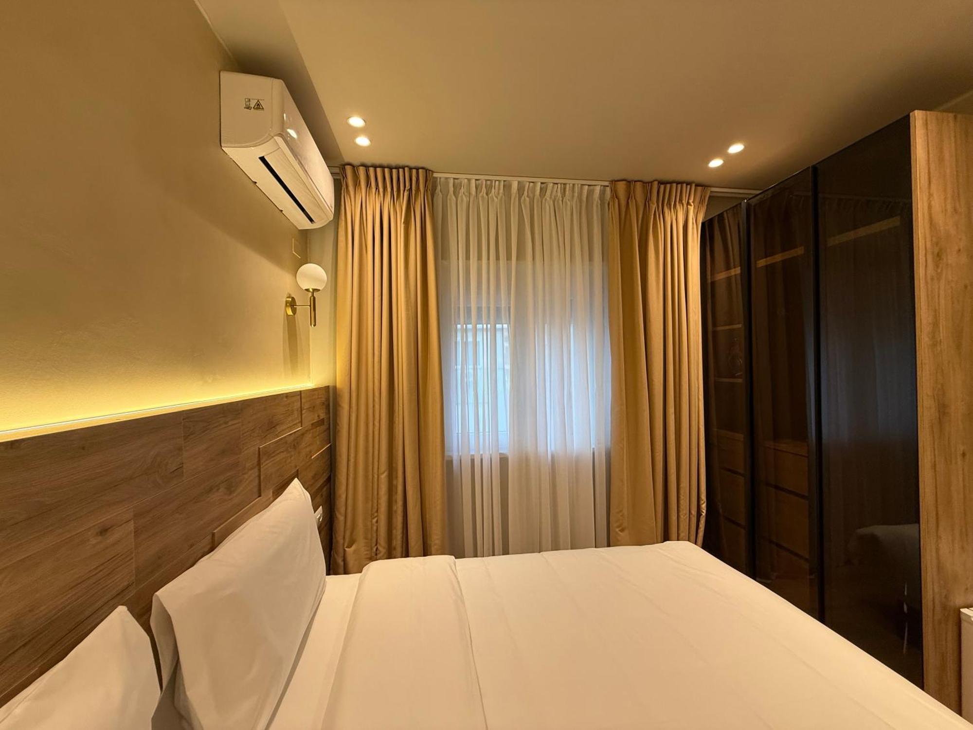 Vater Apartments Тирана Екстер'єр фото