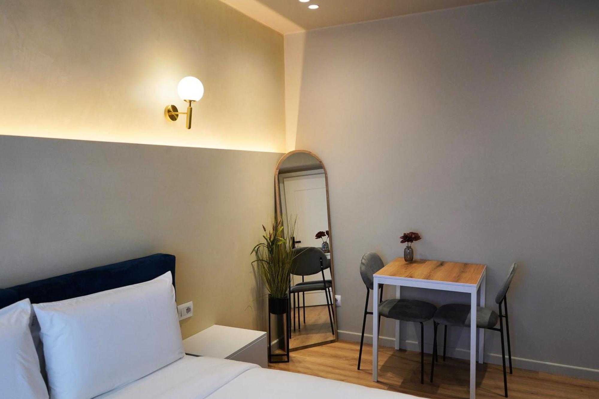 Vater Apartments Тирана Екстер'єр фото